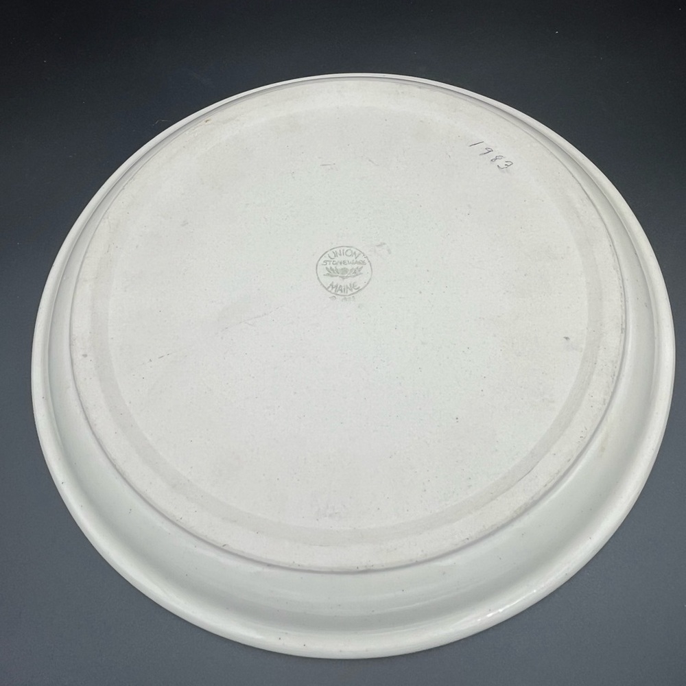 Vintage Union Stoneware blueberry plate 10.75” - Picture 8 of 12